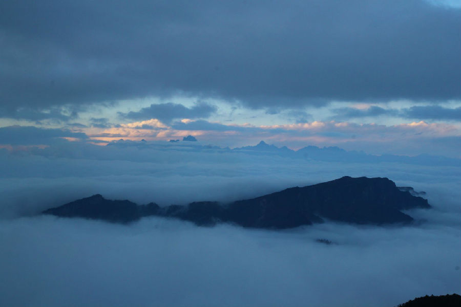 贡嘎山云海.jpg